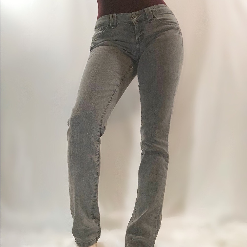 G21 straight leg grey low-rise jeans